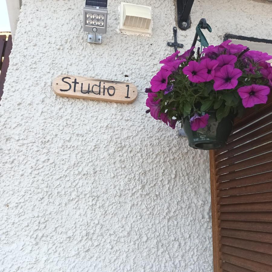 Kates Place Studio 1 Donegal Town المظهر الخارجي الصورة
