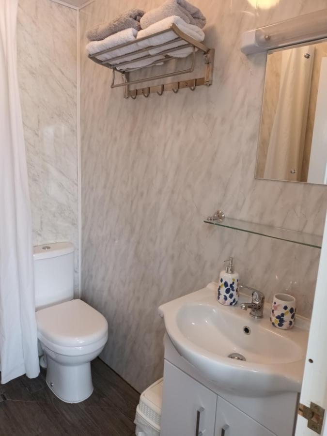 Kates Place Studio 1 Donegal Town المظهر الخارجي الصورة