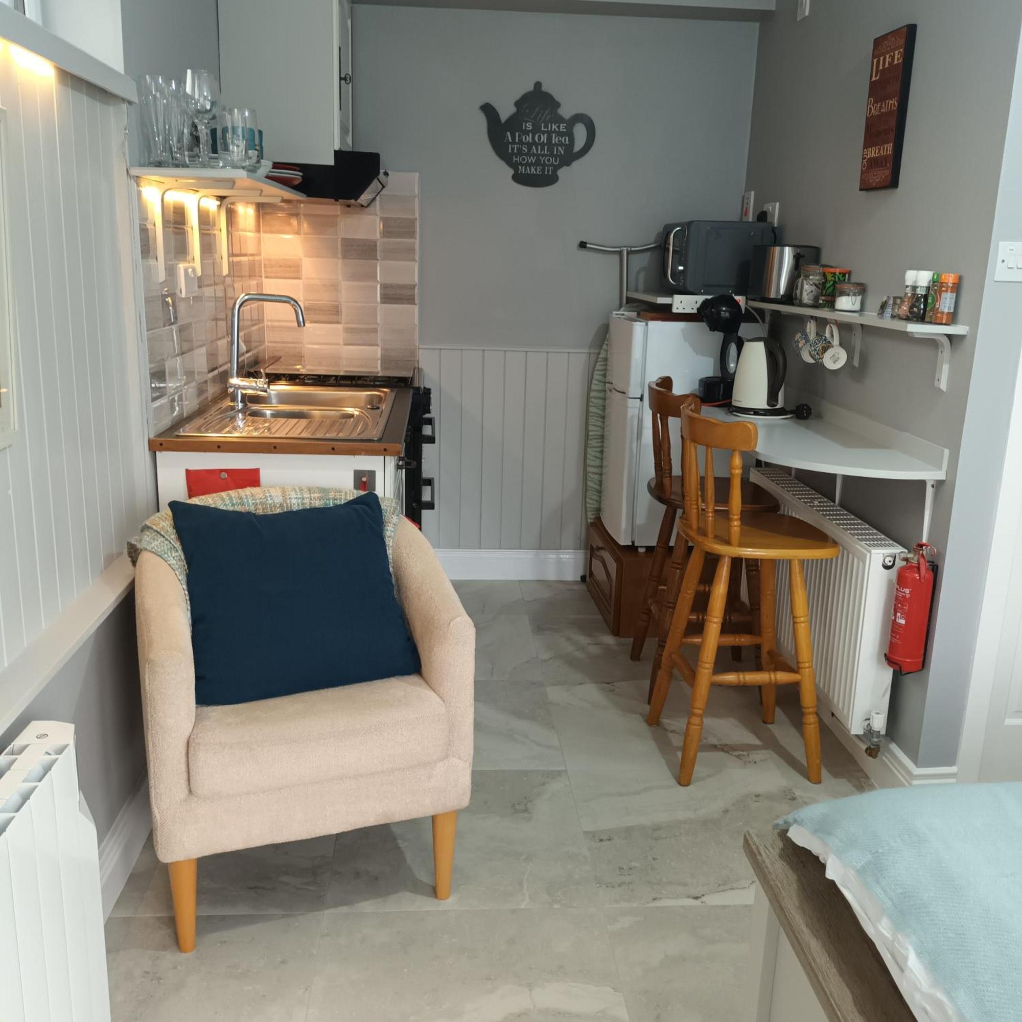 Kates Place Studio 1 Donegal Town المظهر الخارجي الصورة